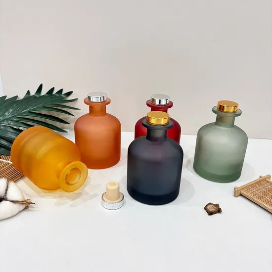 Empty 50ml 100ml 250ml Amber Black Clear Cylindrical Glass Bottle Aromatherapy Jar Reed Diffuser Fragrance Glass Bottle 